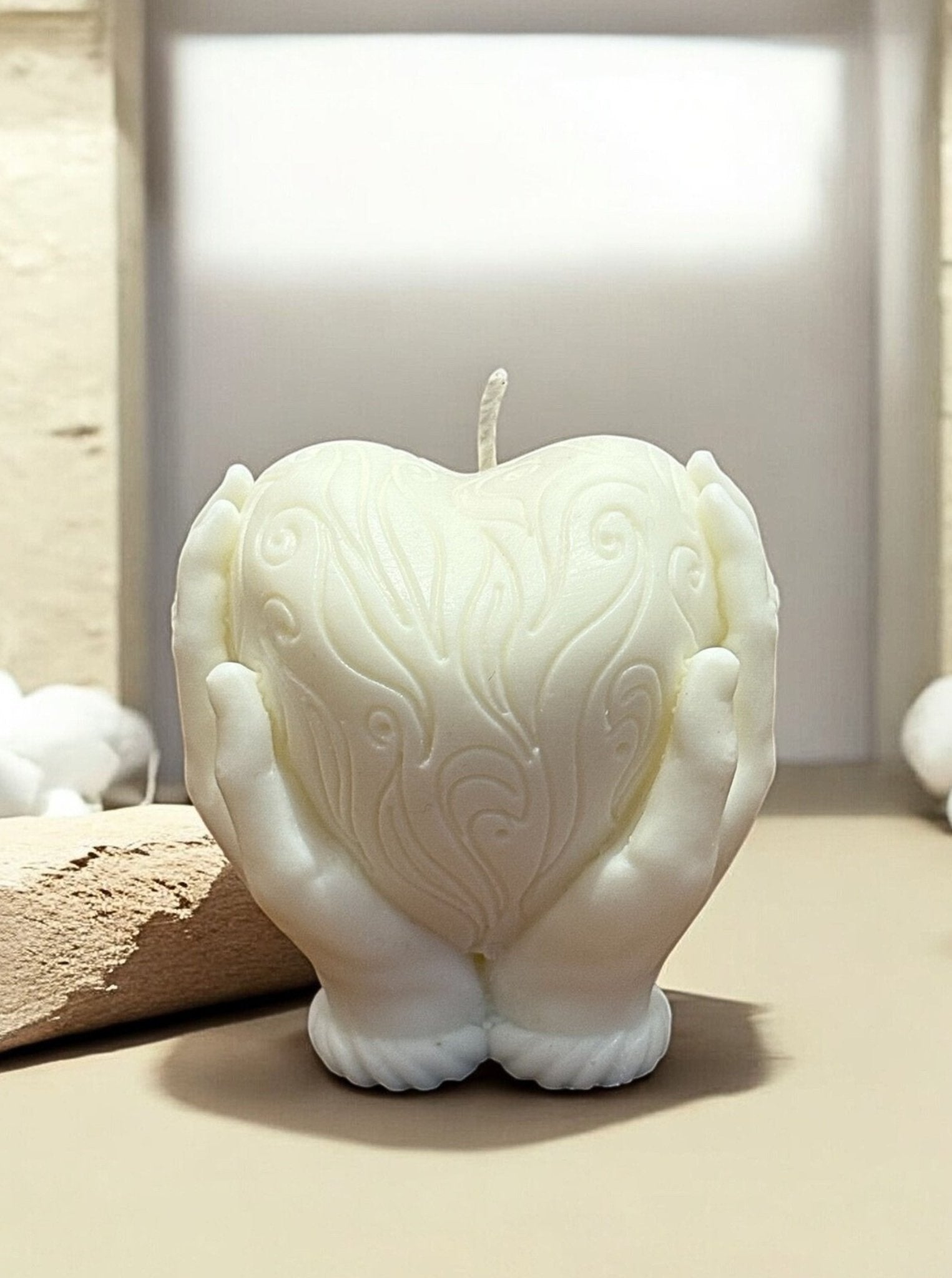 Bougie Parfumée "Mains du Cœur" Blanche – Cire Végétale & Fait Main - JUNTOS
