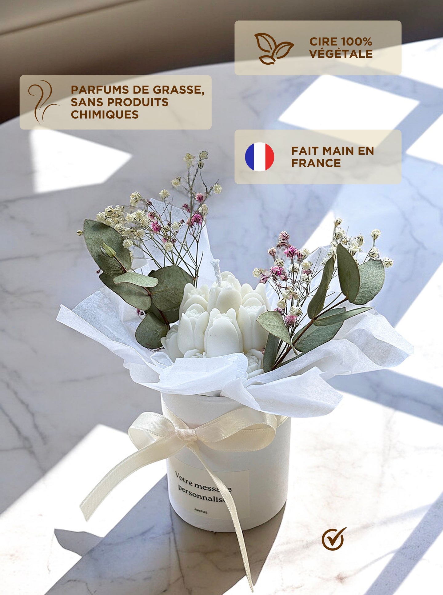 Bougie florale avec prénom sur étiquette – pot blanc et déco naturelle