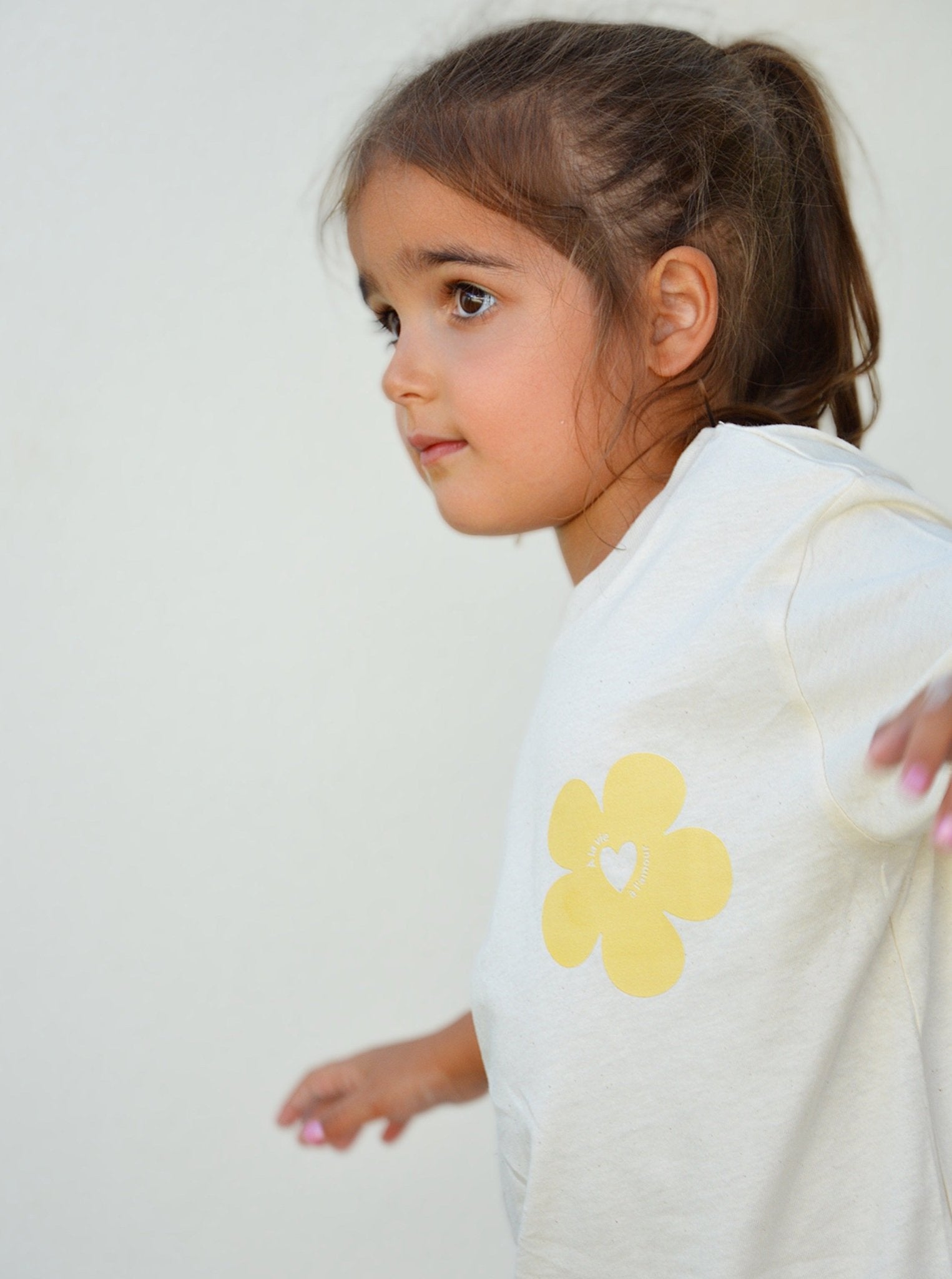 Duo de T-shirts Parent/Enfant "A la vie, à l'amour" - Jaune - JUNTOS