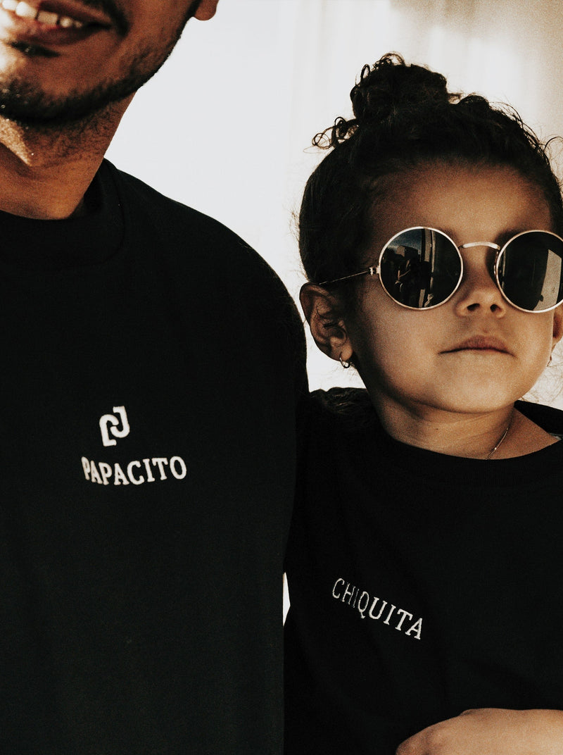 T-shirt adulte papa noir - Papacito -  JUNTOS - Au prix de 29.50€! Livraison offerte dès 50€ d'achats