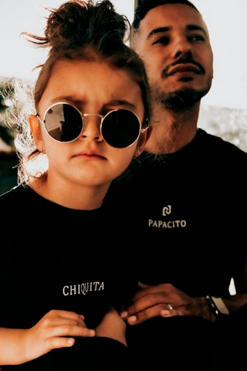 Duo t-shirt Papacito et Chiquita - Noir -  de JUNTOS - Au prix de 49.00€! Découvre maintenant JUNTOS